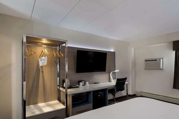 Standard Oda, 1 En Büyük (King) Boy Yatak, Sigara İçilmez, Buzdolabı ve Mikrodalga (No Pets)