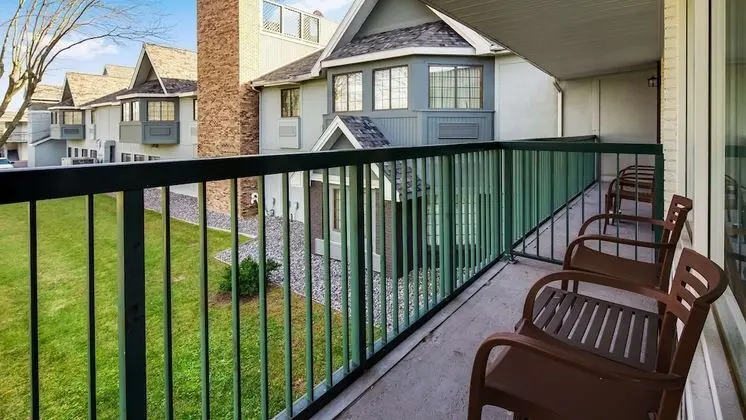 Standard Oda, 1 En Büyük (King) Boy Yatak, Sigara İçilmez, Balkon