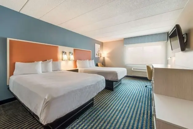 Standard Room, 2 Double Beds, Non Smoking, Refrigerator & Microwave (Pet Friendly)
