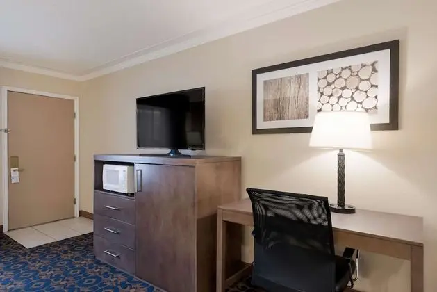 Standard Oda, 1 En Büyük (King) Boy Yatak, Sigara İçilmez, Sıcak Su Küveti