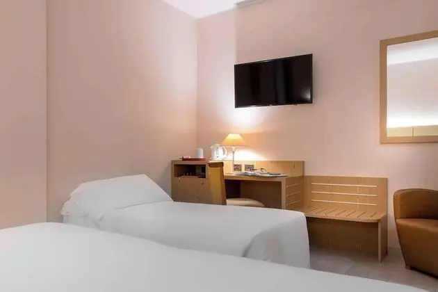 Standard Oda, Birden Çok Yatak, Sigara İçilmez