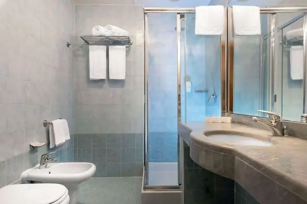 Standard Oda, Birden Çok Yatak, Sigara İçilmez