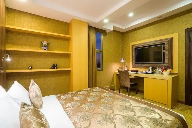 Deluxe Oda, 1 Büyük (Queen) Boy Yatak, Sigara İçilmez, Şehir Manzaralı