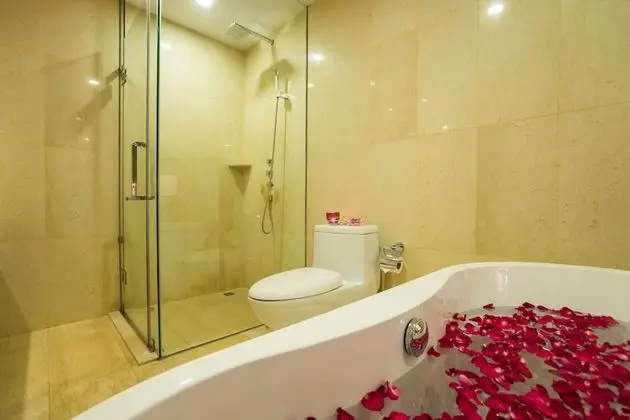Executive Oda, 1 En Büyük (King) Boy Yatak, Sigara İçilmez, Şehir Manzaralı