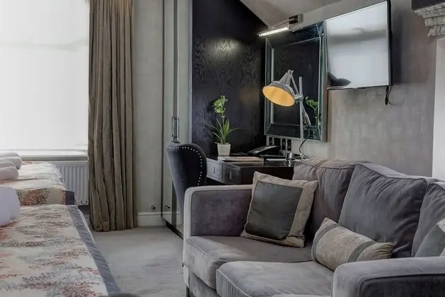 Standard Stüdyo, Birden Çok Yatak, Sigara İçilmez, Küçük Mutfak