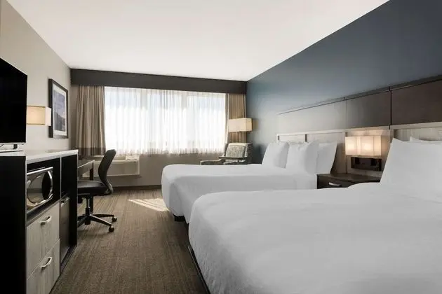 Standard Oda, 2 Büyük (Queen) Boy Yatak, Sigara İçilmez, Göl Manzaralı (Pet Friendly)