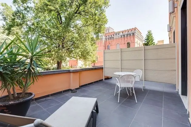 Deluxe Oda, 1 Büyük (Queen) Boy Yatak, Balkon