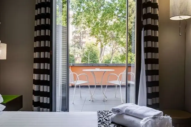 Deluxe Oda, 1 Büyük (Queen) Boy Yatak, Balkon