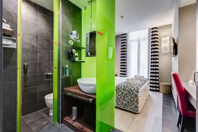 Deluxe Oda, 1 Büyük (Queen) Boy Yatak, Balkon