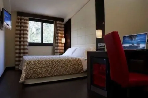 Standard Oda, 1 Büyük (Queen) Boy Yatak