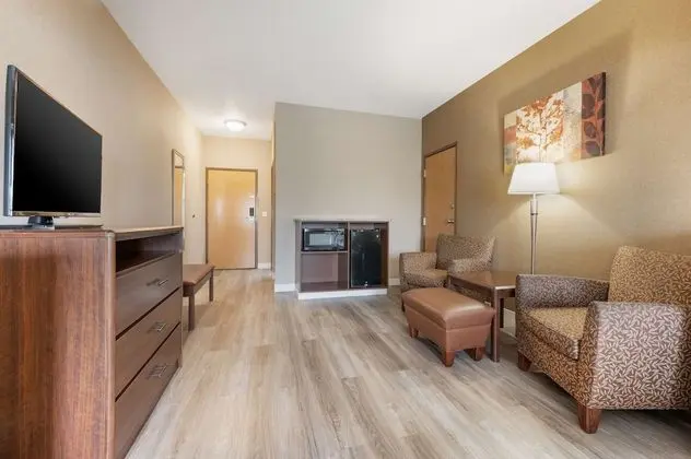 Süit, 1 En Büyük (King) Boy Yatak, Sigara İçilmez, Mikrodalga