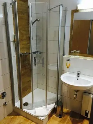 Standard Oda, 1 Çift Kişilik Yatak (Converts to 2 Twin Beds)