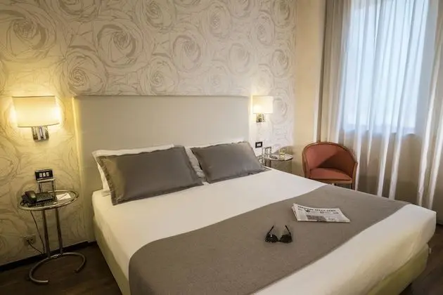 Comfort Oda, 1 Büyük (Queen) Boy Yatak
