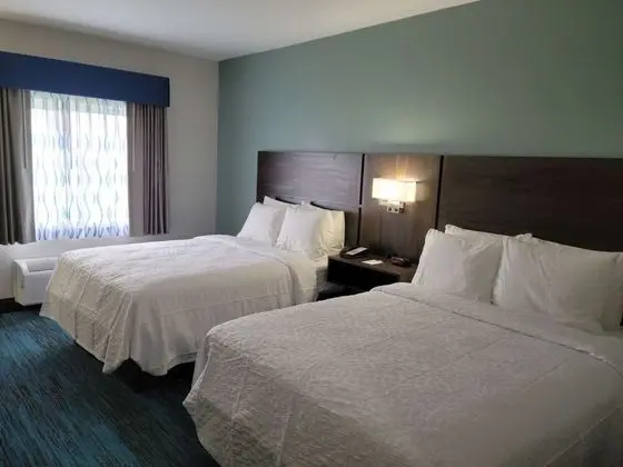 Standard Oda, 2 Büyük (Queen) Boy Yatak, Sigara İçilmez, Buzdolabı