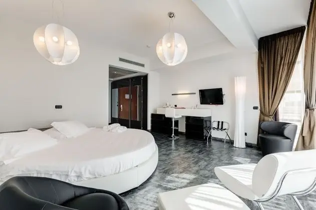 Design Süit, 1 En Büyük (King) Boy Yatak