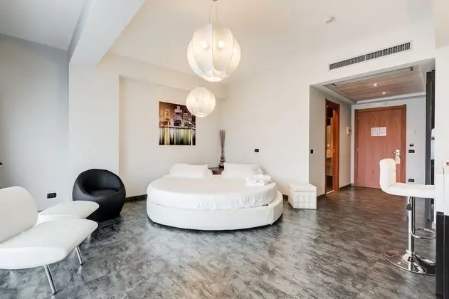 Design Süit, 1 En Büyük (King) Boy Yatak