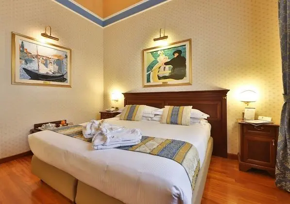 Standard Oda, 1 En Büyük (King) Boy Yatak