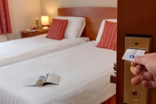 Standard Oda, 2 Tek Kişilik Yatak, Sigara İçilmez