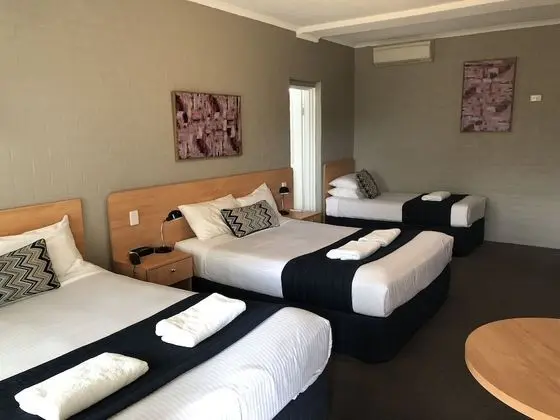 Deluxe Oda, Birden Çok Yatak, Sigara İçilmez (2 queen and 1 single bed)