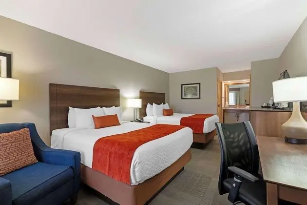 Standard Oda, 2 Büyük (Queen) Boy Yatak, Sigara İçilmez, Buzdolabı ve Mikrodalga