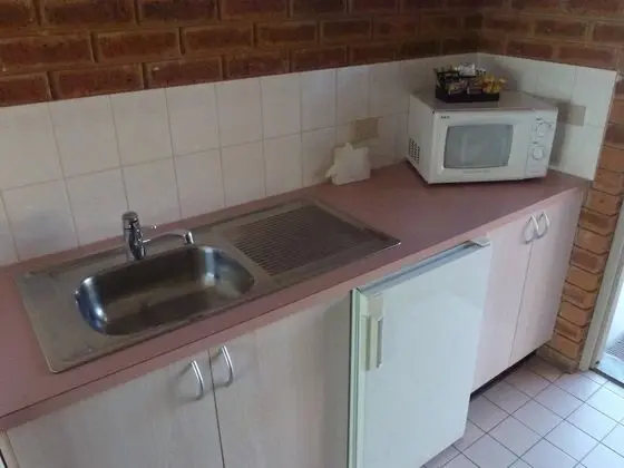 Oda, Birden Çok Yatak, Küçük Mutfak