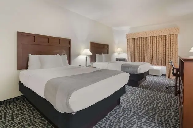 Standard Oda, 2 Büyük (Queen) Boy Yatak, Sigara İçilmez, Buzdolabı ve Mikrodalga