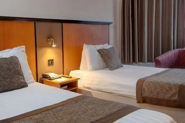 Family Oda, Birden Çok Yatak, Sigara İçilmez