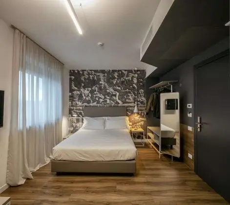 Standard Oda, 1 Büyük (Queen) Boy Yatak, Sigara İçilmez