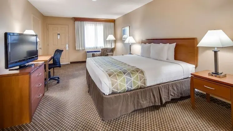 Standard Oda, 1 En Büyük (King) Boy Yatak, Sigara İçilmez (Upstairs)