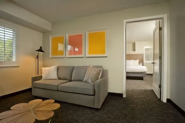 Superior Stüdyo Süit (Executive 2 Queen Suite)