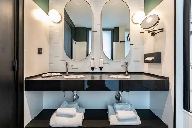 Deluxe Oda, 1 En Büyük (King) Boy Yatak, Sigara İçilmez (Larger Room;Twin bed on request)