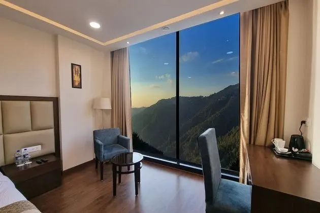 Deluxe Oda, 1 En Büyük (King) Boy Yatak, Sigara İçilmez, Dağ Manzaralı