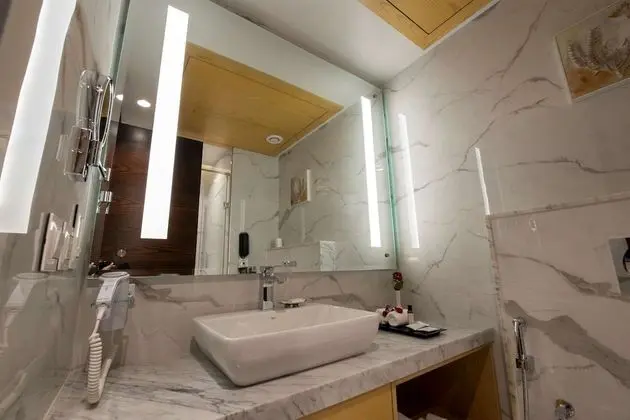 Süit, Birden Çok Yatak, Sigara İçilmez