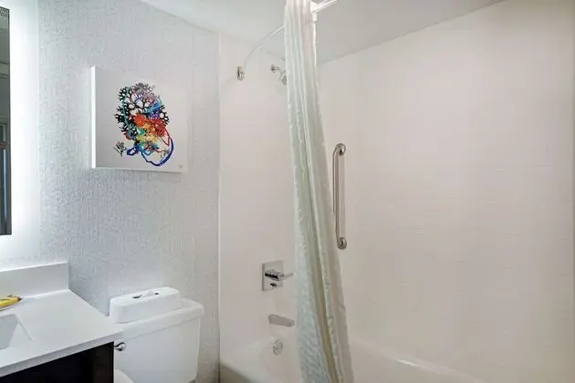 Standard Oda, 2 Büyük (Queen) Boy Yatak, Balkon, Okyanusa Sıfır