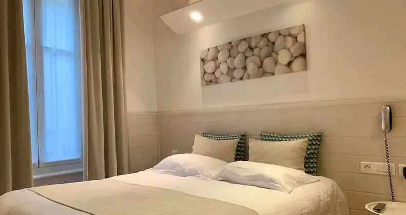 Superior Oda, 1 Büyük (Queen) Boy Yatak, Sigara İçilmez