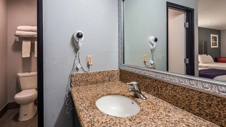 Standard Oda, 1 En Büyük (King) Boy Yatak, Sigara İçilmez, Buzdolabı ve Mikrodalga