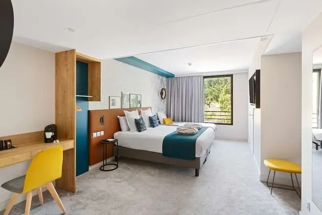 Standard Oda, 1 Büyük (Queen) Boy Yatak, Sigara İçilmez (with Sofabed)