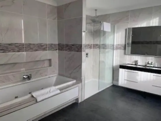 Executive Tek Büyük Yataklı Oda