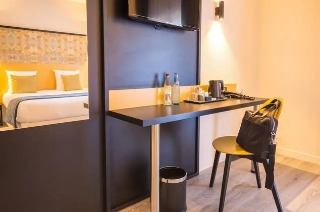 Superior Oda, 1 Büyük (Queen) Boy Yatak, Sigara İçilmez, Balkon