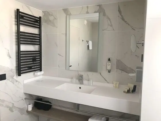 Süit, 1 Büyük (Queen) Boy Yatak, Sigara İçilmez, Balkon