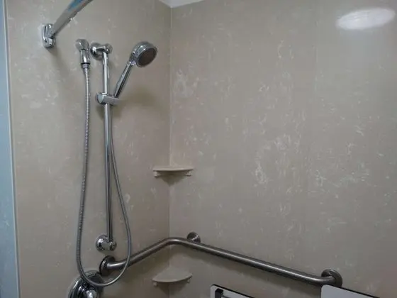 Standard Oda, 2 Büyük (Queen) Boy Yatak, Engellilere Uygun, Mutfak