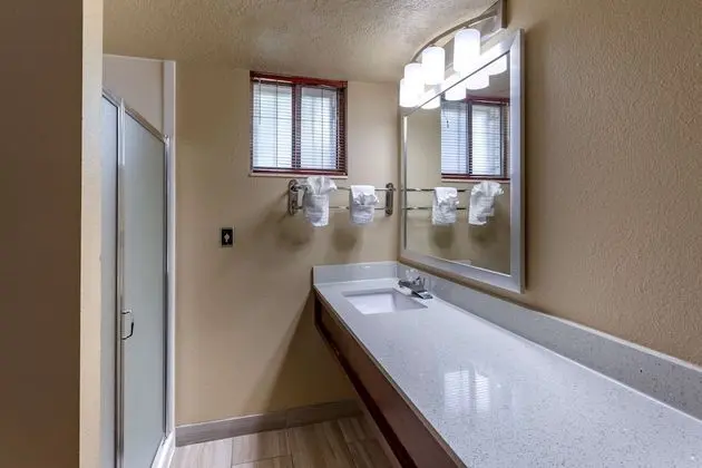 Süit, 1 En Büyük (King) Boy Yatak, Sigara İçilmez, Mutfak