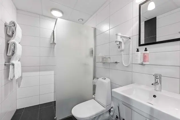 Standard Oda, 1 Çift Kişilik Yatak, Sigara İçilmez