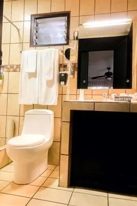 Standard Oda, 2 Büyük (Queen) Boy Yatak, Sigara İçilmez