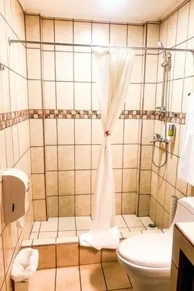Standard Oda, 2 Büyük (Queen) Boy Yatak, Sigara İçilmez