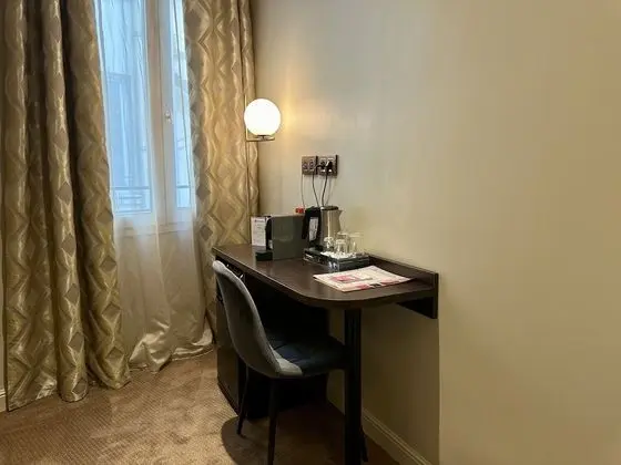 Superior Oda, 1 Büyük (Queen) Boy Yatak