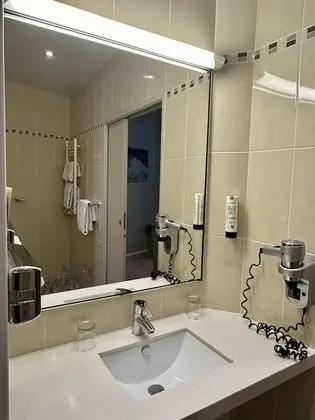 Superior Oda, 1 Büyük (Queen) Boy Yatak