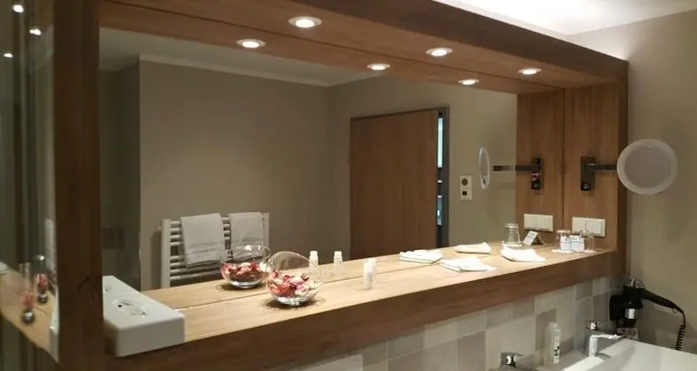 Süit, 1 Çift Kişilik Yatak, Küvet (Separate Living Room)
