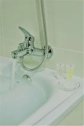 Premium Süit, 1 Büyük (Queen) Boy Yatak, Sigara İçilmez, Küçük Mutfak (Living Room)
