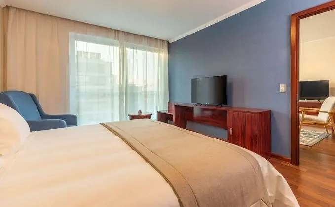 Premium Süit, 1 Büyük (Queen) Boy Yatak, Sigara İçilmez, Küçük Mutfak (Living Room)